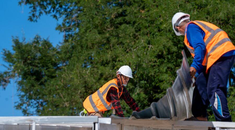 Expert new roof installation services in Elwood, IN